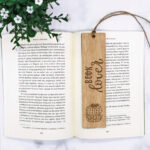 Ξύλινος σελιδοδείκτης "Book Lover"