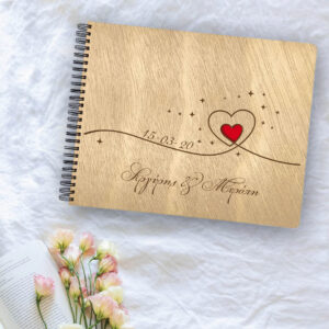 Ξύλινο Άλμπουμ Φωτογραφιών "Hearts"