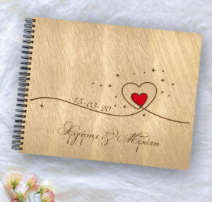 Ξύλινο Άλμπουμ Φωτογραφιών "Hearts" - Image 2