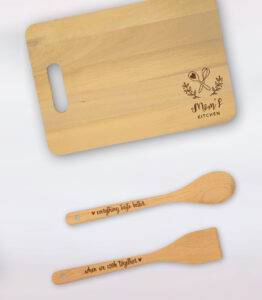 Πακέτο#9 - Ξύλινο Βιβλίο Συνταγών+Ξύλο Κοπής+Ξύλινες Κουτάλες - Image 3