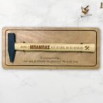 Σφυρί - Μόνο ο ΜΠΑΜΠΑΣ μου μπορεί να το φτιάξει.(CH73)