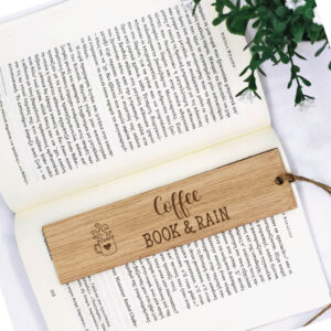 Ξύλινος σελιδοδείκτης "Coffee book and Rain"
