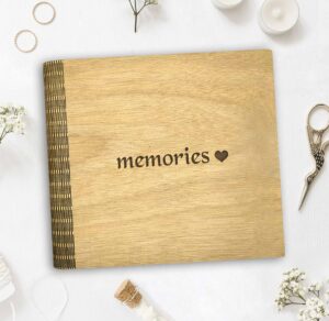 Ξύλινο Άλμπουμ Φωτογραφιών - Memories (heart)