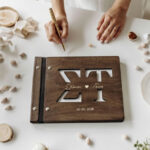 Ξύλινο Άλμπουμ Φωτογραφιών - Mονογράμματα (Lasercut)